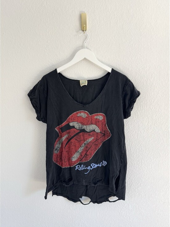 Tops - Jaded Gypsy Slate Grey Distressed Rolling Stones Short Sleeve Shirt Size L/XL